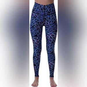 BLACKSTRAP Sunrise Baselayer Pant Dainty Flowers Print Pull-On Leggings. Medium.